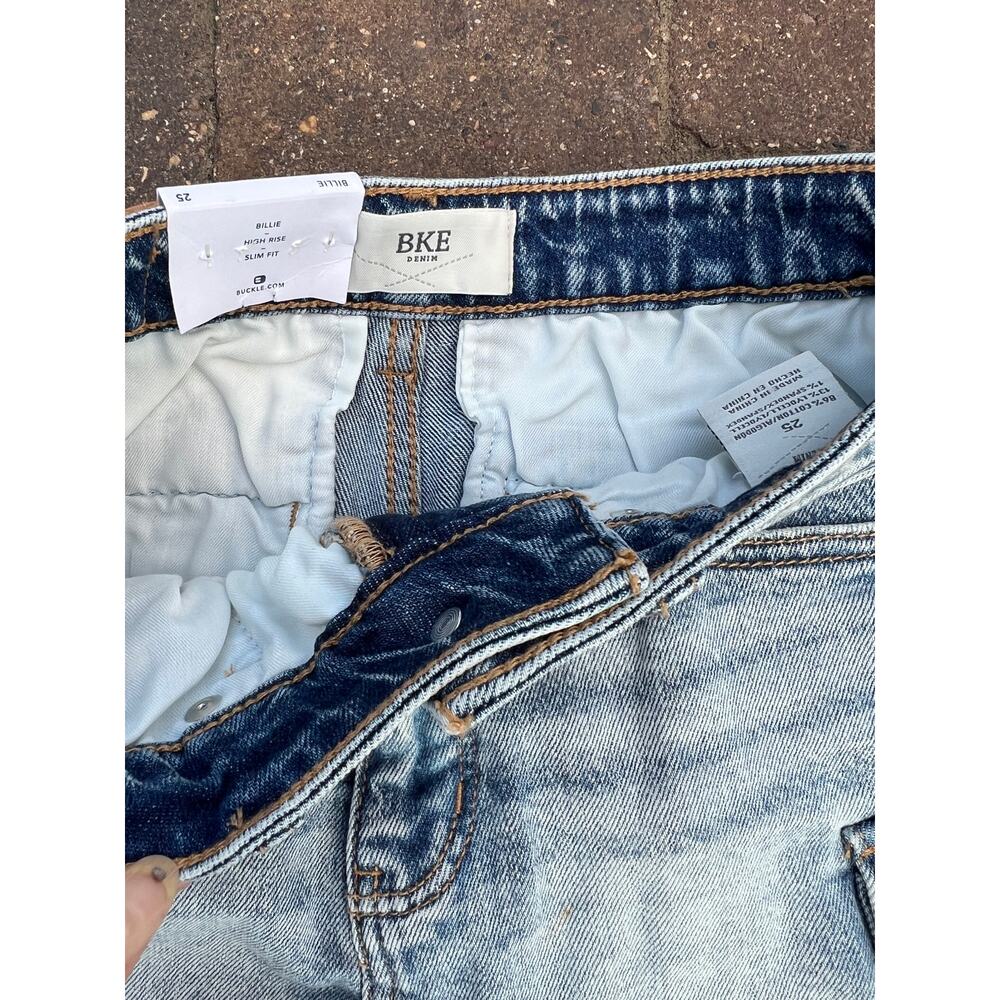 NWT Billie high rise slim fit cargo jean shorts size 25x3" - Picture 4 of 4
